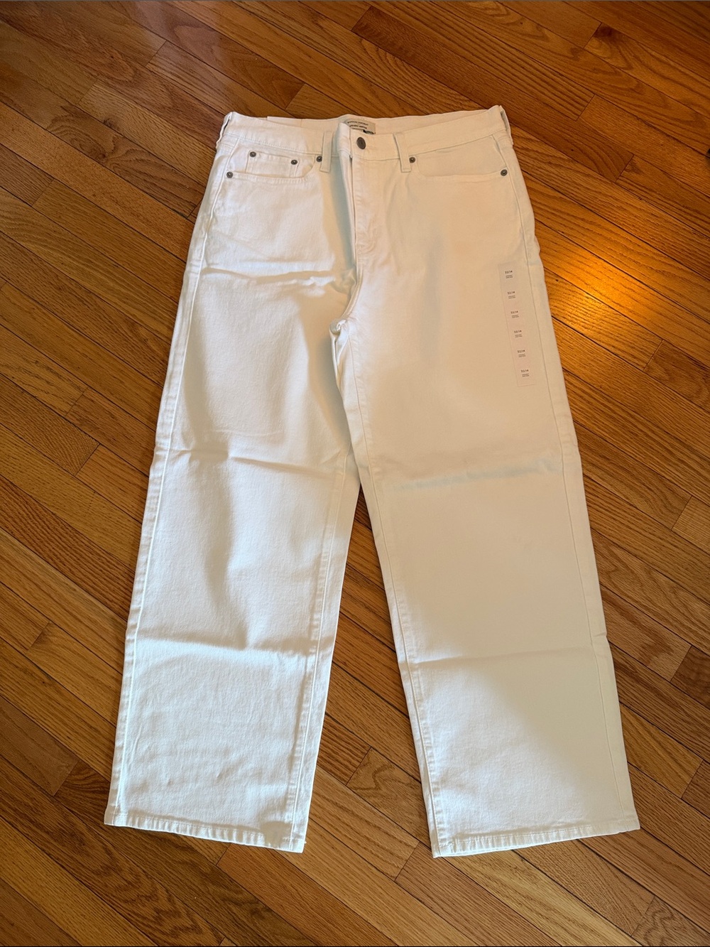 Banana Republic Women’s White Straight Leg Jeans